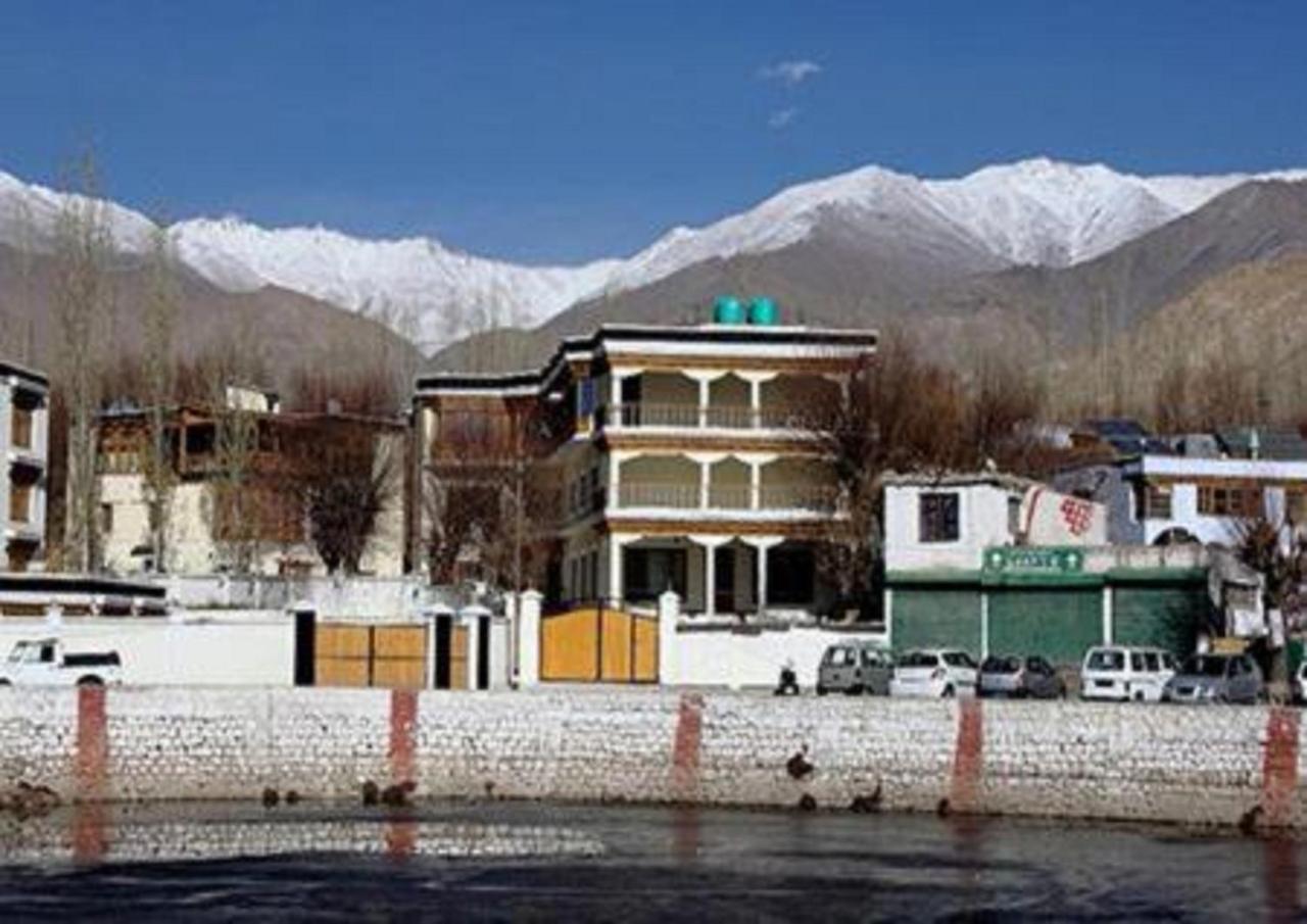 Karakoram Hotel - Leh Exterior photo